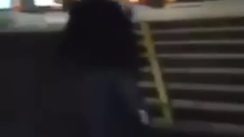 🇵🇱🇺🇦Ukrainian youths beat up local boy in Poland
