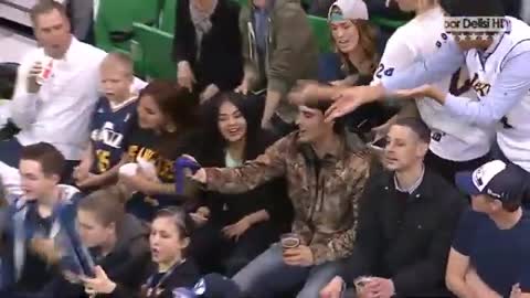 Best Funny Moments Of Fans In Sports 2020