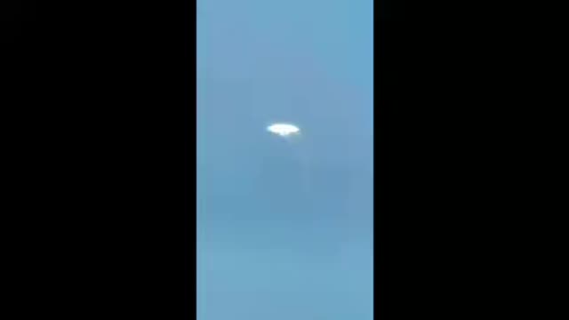 Another UFO, WTF is really going on here????