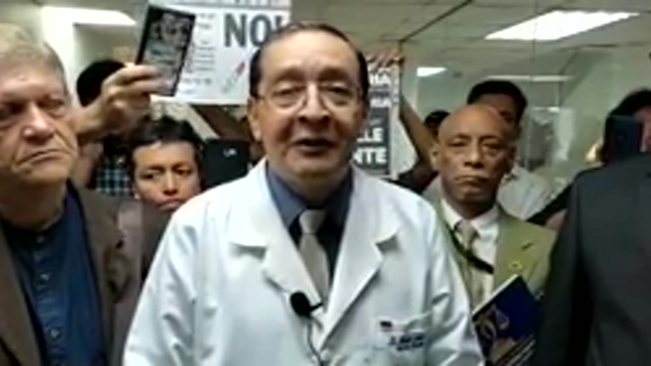 Dr. Mauricio Quiñónez Mendoza Medico por la verdad Ecuador