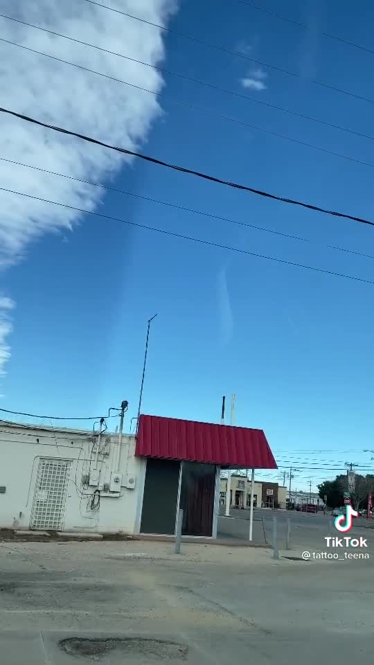 Glitch in The Matrix? In The Color Of the Sky
