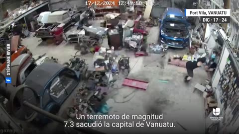 Estructuras colapsadas y carros dañados: un terremoto de magnitud 7.3 sacude Vanuatu