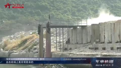 Chinese Special forces soldiers train for the destruction of coastal enemy targets.