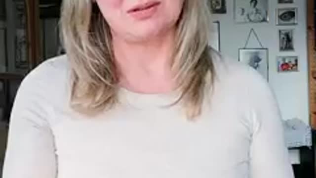 Poslechněte si paní učitelku