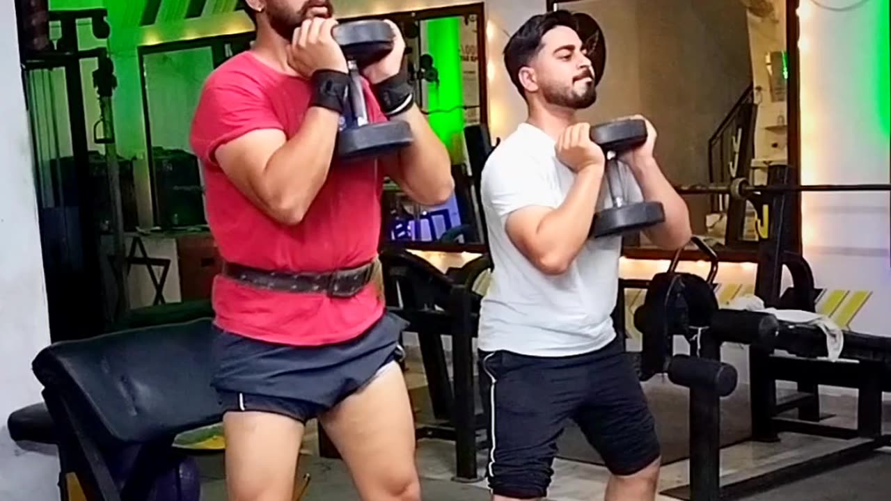 Squat like big brother and little brother