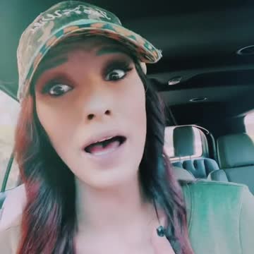 unvaxxed - not subject to fashion