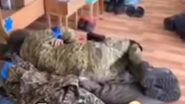 Základna Azovu ve školce