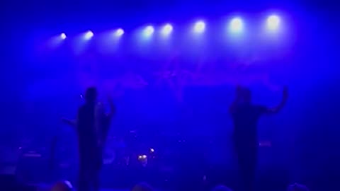 Jane's Addiction Speaks Out After Brawl at Boston Concert (VIRAL)