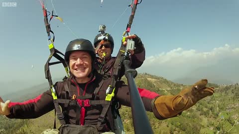 Amazing! Flying with an Egyptian Vulture | Deadly 60 | Series 3 | BBC Earth