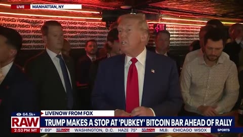 Bitcoin Bar: Trump meets with supporters and uses crypto currency for first time