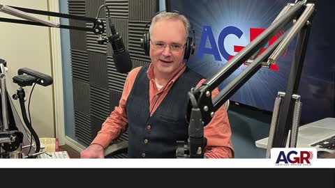 Moment of Whoa - Woman Saves Kids in Pond