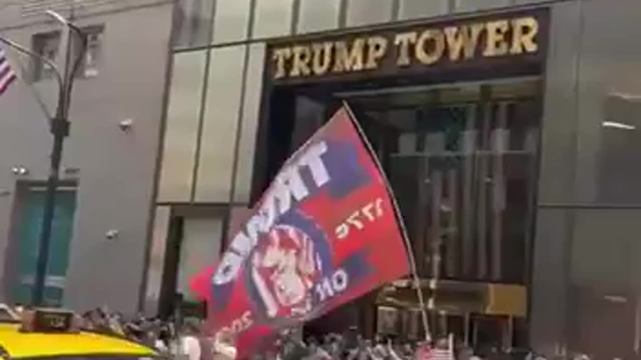 💥 Patriots Rally at Trump Tower in New York 💥