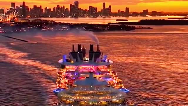 Super large cruise ship for everyone to enjoy