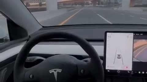 Tesla model 3 Auto Pilot 2023