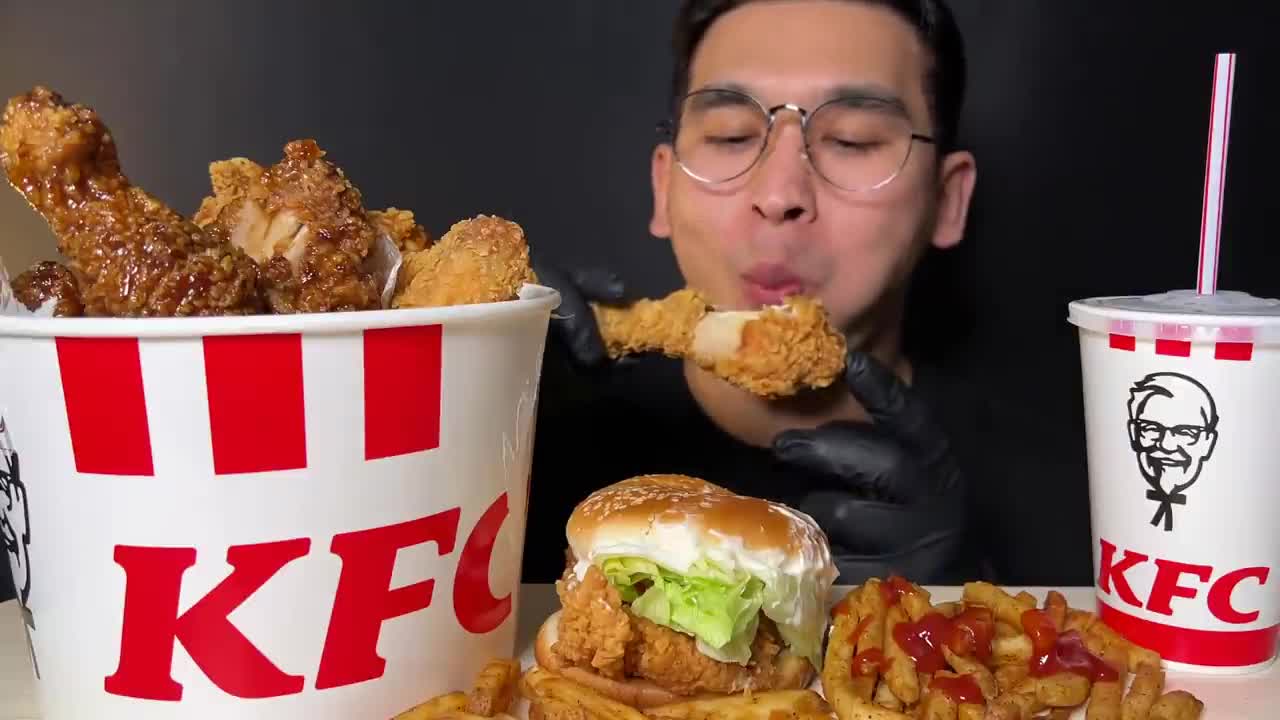 Sub) ASMR KFC 🍗🍟CHICKEN BURGER FRIED POTATOES CoCaCoLa SET FAST FOOD MUKBANG