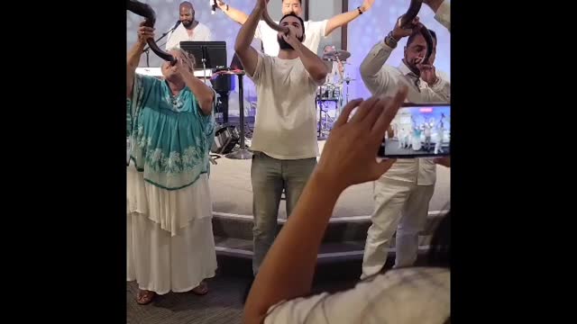 Something happened when the Shofars played for Rosh Hashanah 5783!