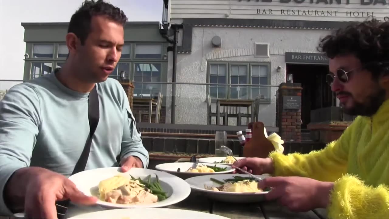 THE HATEFUL TATE SEASON TWO 2 - Too much Chicken | #hatefultate [April 6, 2017]