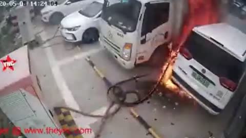 So, You Want an Electric Car? Watch This!!! 🤣