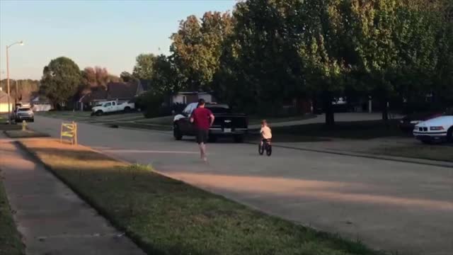 Dad save his son crash :D