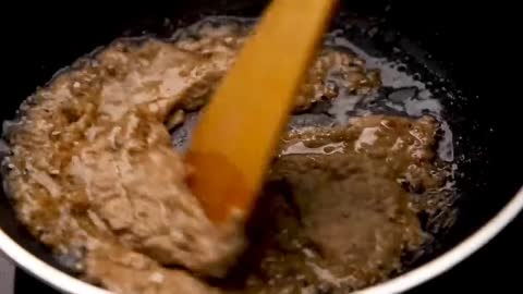 Pickled Chicken Curry And Fry The Onion-Spice Paste