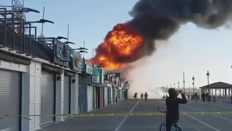 Four-alarm fire causes damage to New Jersey boardwalk, amusement park