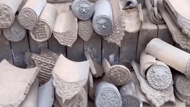 Clay art is amazingly fun to watch