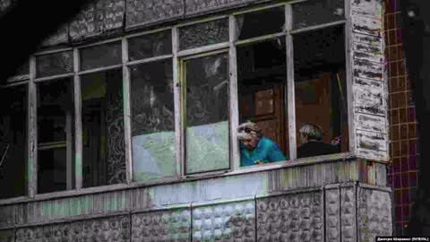 Broken-windows,-broken-shopping-malls-and-houses.--Russia-hit-missiles-in-Zaporozhye.