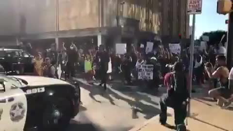 BLM & Antifa Riots 2020 - 2020-06-04-20-51-58-Dallas-yesterday.mp4