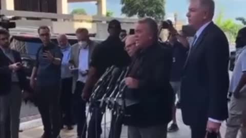Steve Bannon Torches Crooked Jan 6 Committee!!!