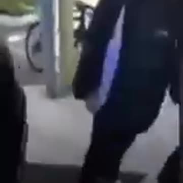 Thứ sản phẩm này là của con gì?