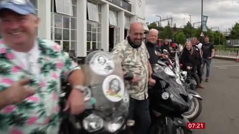 Hairy Biker Dave Myers' widow and his old pal Si King lead thousands of bikers to the journey's end