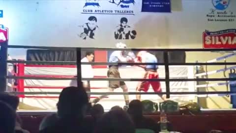 Juan Salvia (Ctes) vs Ulices vallejos (Mcdes) ((pelea nro 6))