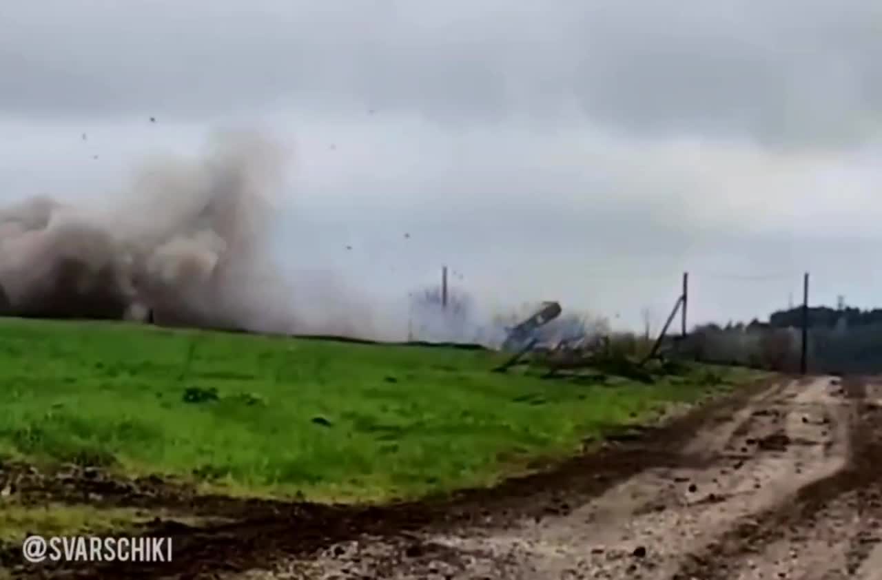 Ukraine War - The work of heavy jet flamethrowers TOS-1A "Solntsepek"