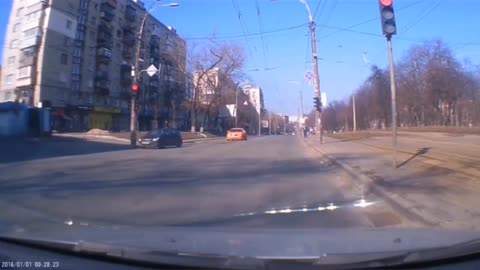Ukraine Russia missile crashes into busy road