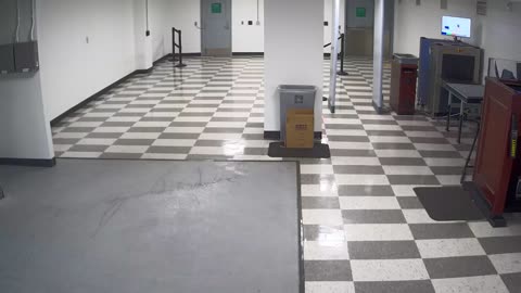6127RHOBG3G3L4Lobby8Exterior_2021-01-06_08h00min00s690ms.mp4
