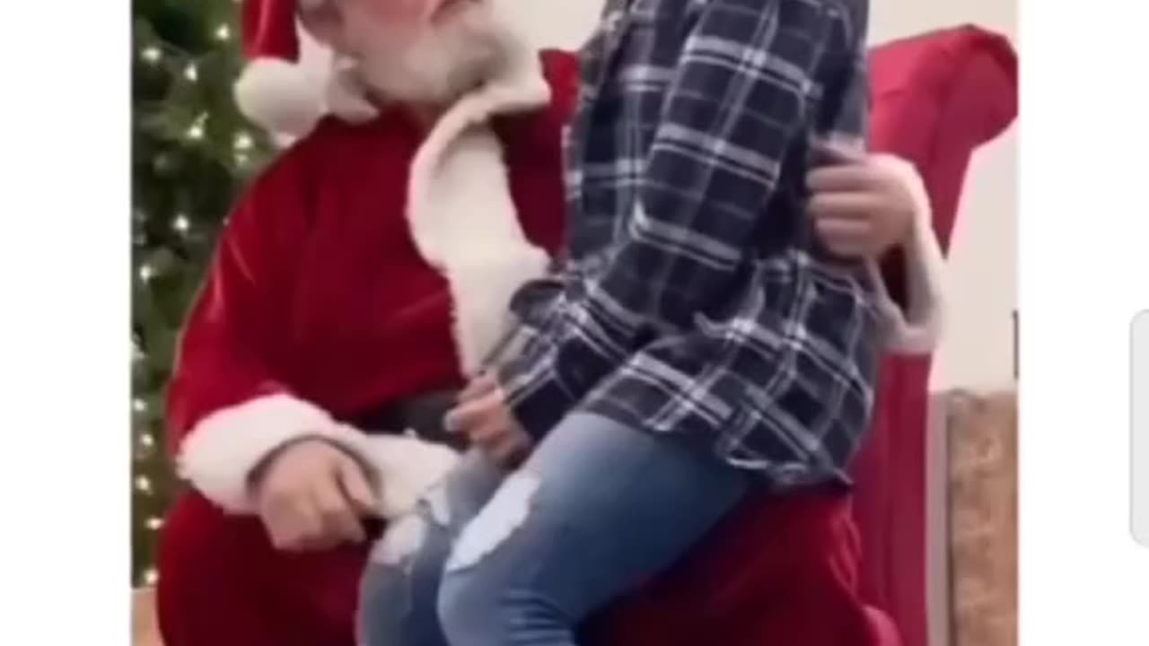 What will you tell Santa? ☃️🧦