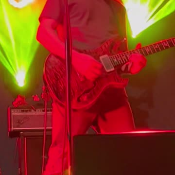 Jeremy Schon (Pigeons Playing Ping Pong) - LIVE @ Avondale (Short 2)