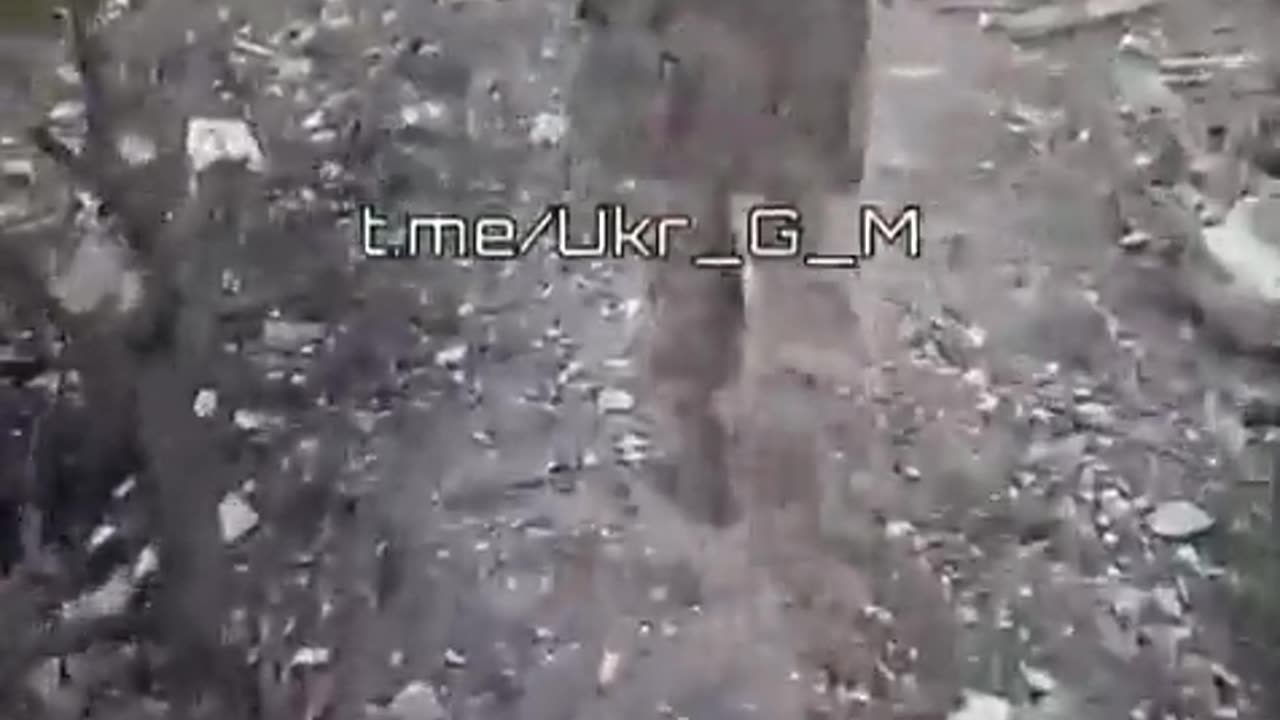 🏃 Ukraine Russia War | Two Ukrainian Soldiers Running the Gauntlet as Russian MLRS Impacts Beh | RCF