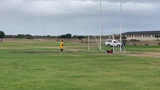 Gansbaai Rovers vs. Solyx United: Goal! Mpompo