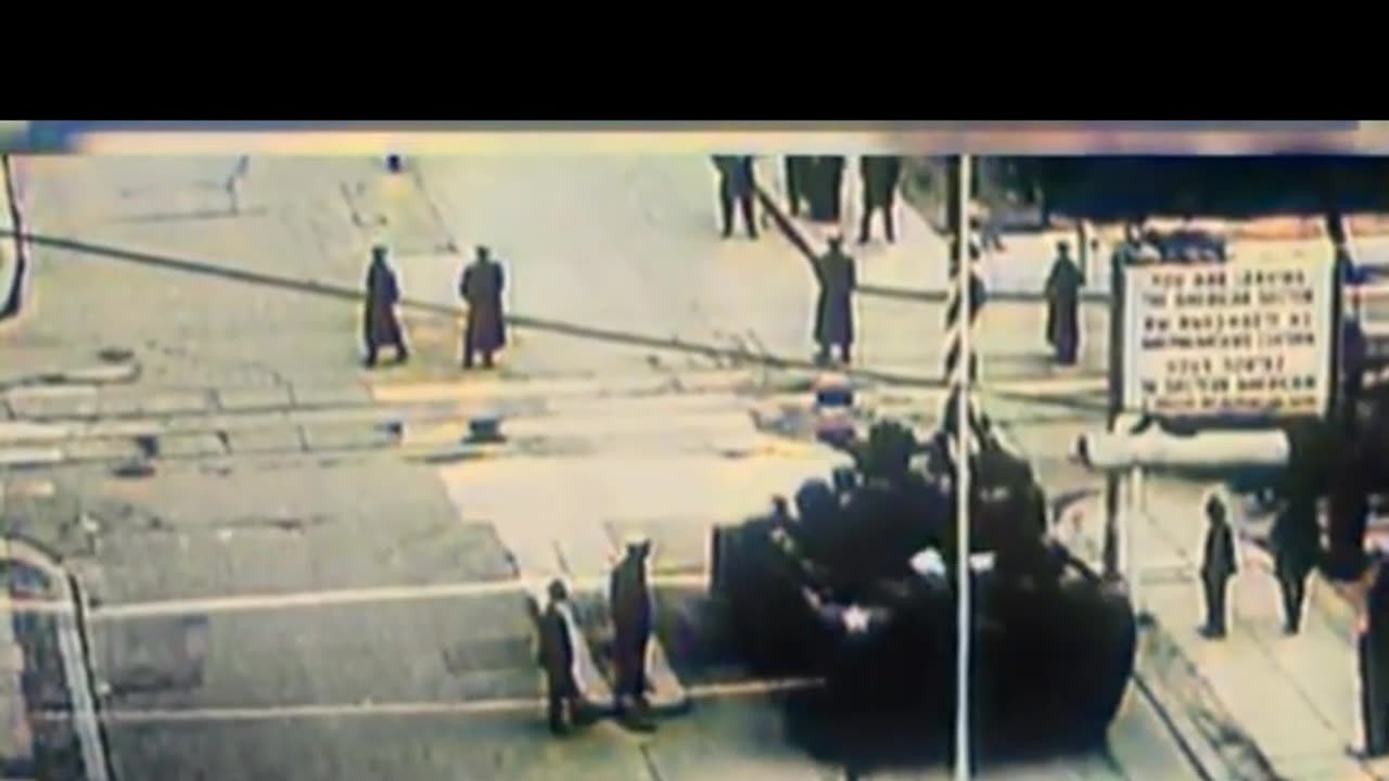 American Soviet tanks face off 1961 showdown #Colourized footage