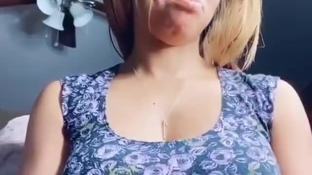 Boobs Dance