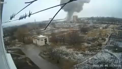 Lisichansk - MASSIVE explosion