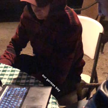 My completely normal american friend