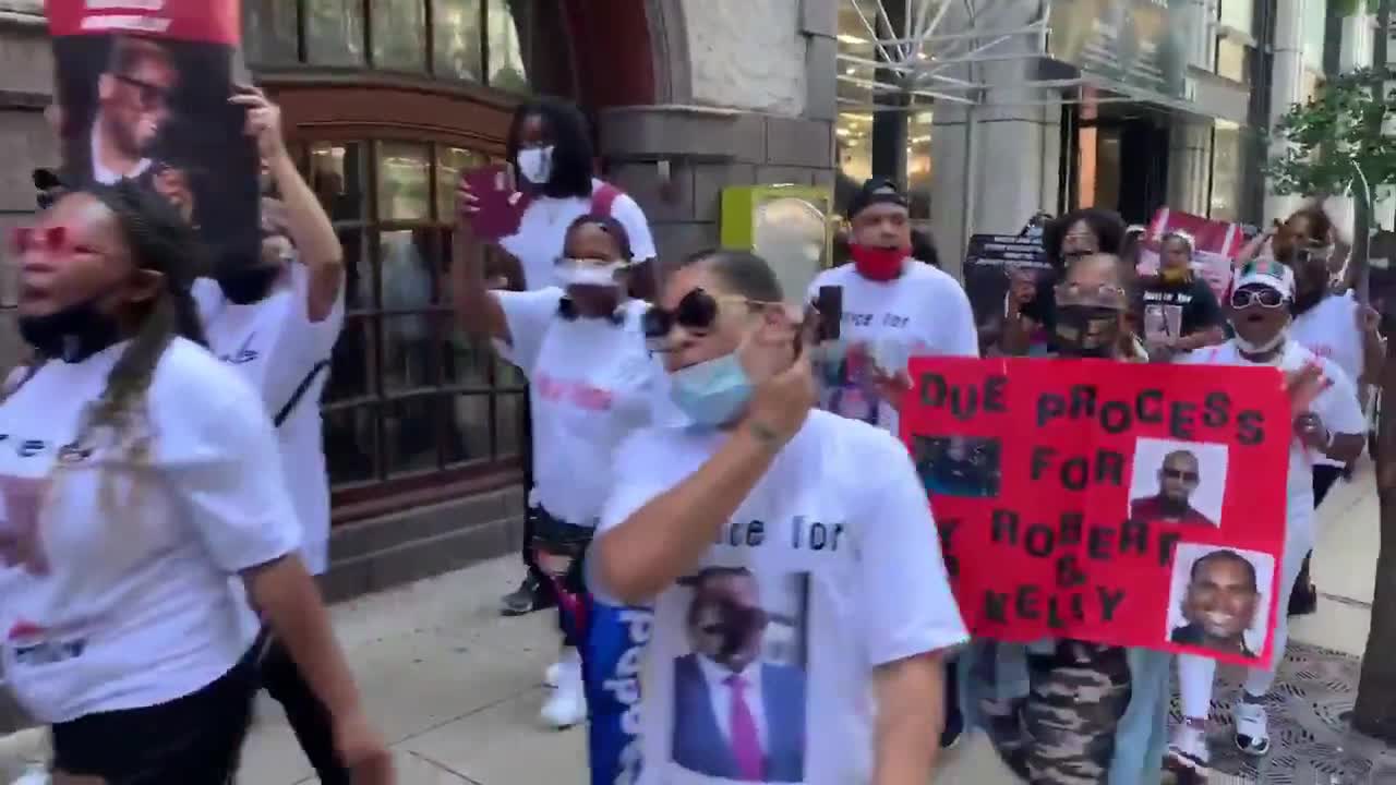 Free R. Kelly Protesters March In Chicago At The Same TIme As "Save The Children" Rally