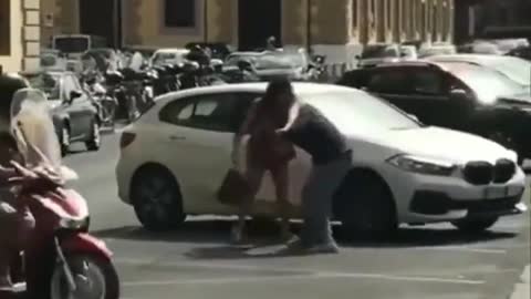 Don't Mess With Italian Women 😂😂😂😂