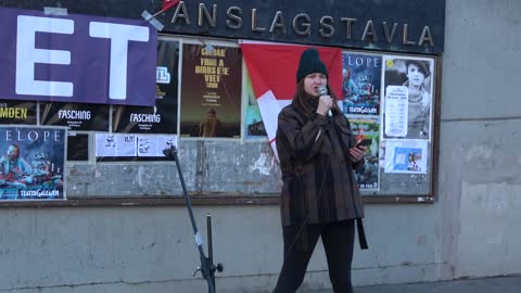 Sergelstorg får höra om Freedom Convoy i Canada..