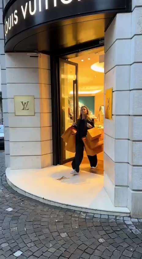 Don't Go Shopping With Her! #funnyshorts