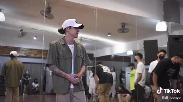DJ LOONYO DANCE WORKSHOP
