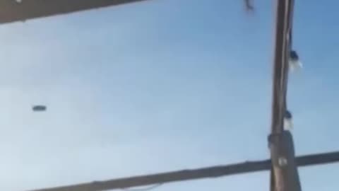 UFO2024/The strange shape of an airship floating in the sky
