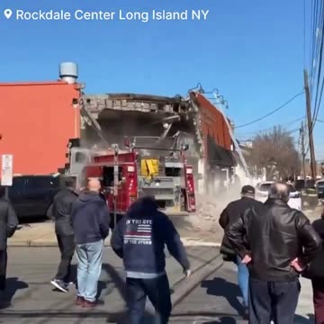 🚨WATCH: Fire truck crashed into a furniture store while responding to a call injuring Six people